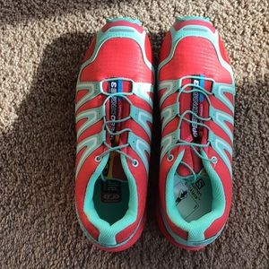 Salomon Speedcross 3 hiking shoes